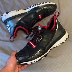 Adidas dame 1 size 13.5